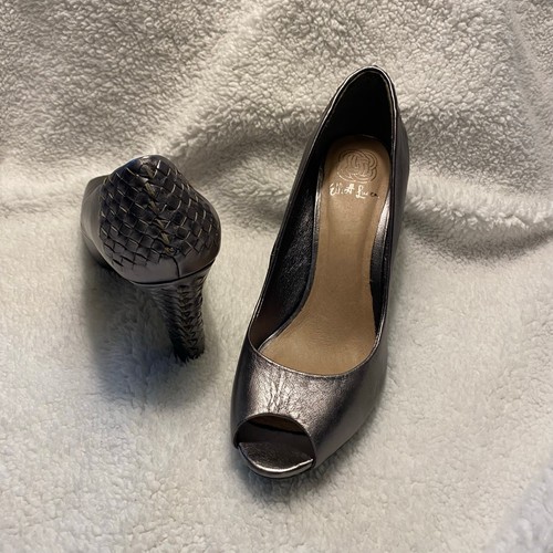 STRADIVARIUS Elliott Lucca High Heels Pumps Silver 7.5