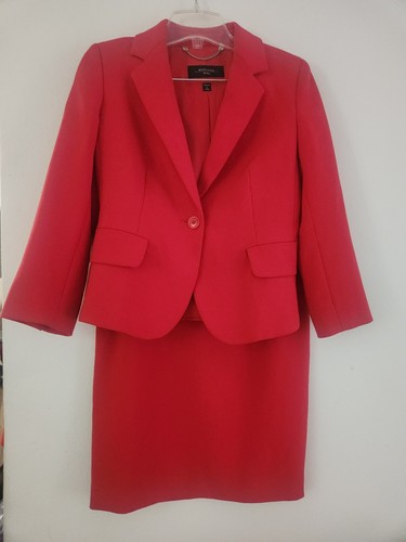 Set completo gonna fine settimana Max Mara blazer e gonna rosso