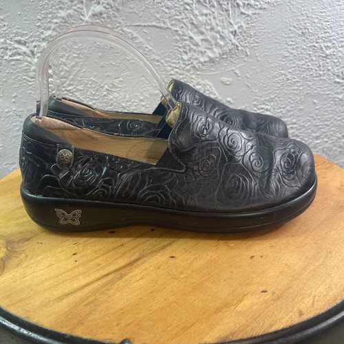 Alegria Keli Clogs Womens 38 US Xx Black Embossed Floral Shoes Nursing Comfort