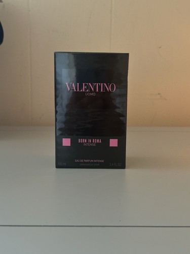 Valentino Donna Born In Roma Eau de Parfum Intense 3.4 fl oz (100 Ml)