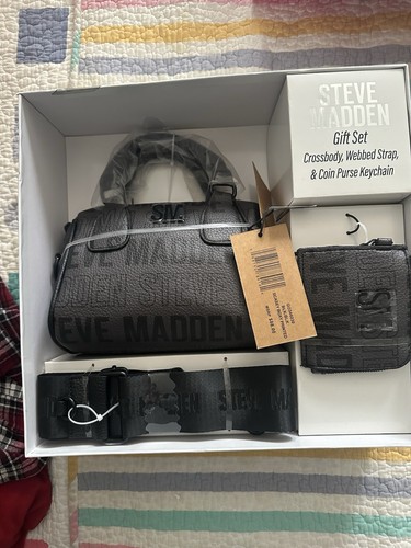 NEW Steve Madden Gift Set Crossbody Purse Webbed Strap and Coin Purse Keychain