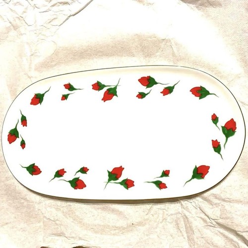 YSL Yves Saint Laurent Sandwich Plate by Yamaka White Dish Flower Pattern 31x17cm
