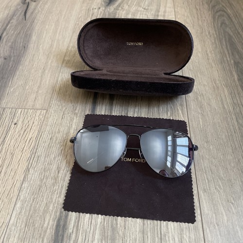 Authentic Tom Ford Milla TF784 D Pilot Sunglasses Black Gradient Lens 61 15 140