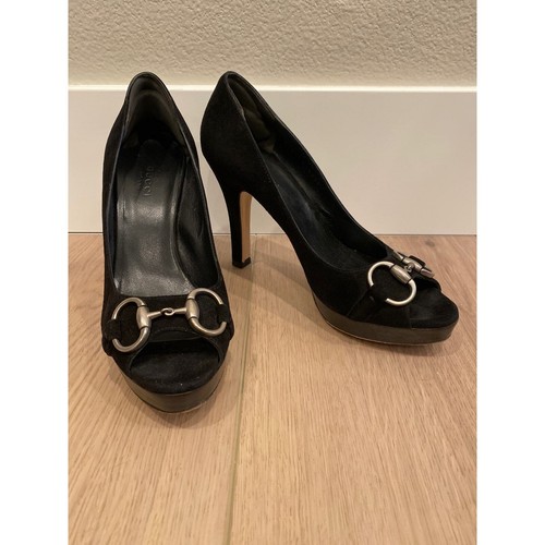 Gucci Black Suede Horse Bit Peeptoe Platform Pumps Heels size 36 1 5