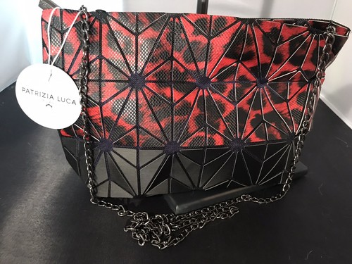 PATRIZIA PEPE Patrizia Luca NWT Red Black Cheetah Clutch w  Detachable Shoulder Chain Wristlet