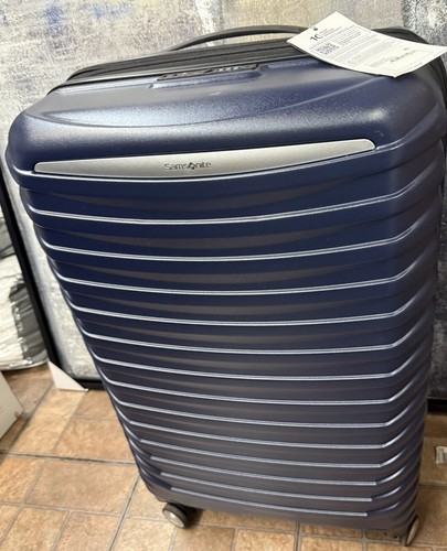 Samsonite Spin Tech 6 Medium 27.25” Expandable Spinner Midnight Navy