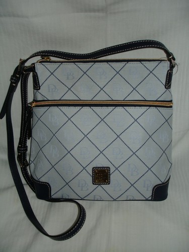 Borsa a tracolla Dooney & Bourke Signature blu chiaro e blu navy nuova con etichette $188