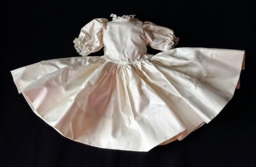 OFF WHITE Bambola vintage Madame Alexander bianco sporco vestito cotone lucido lungo 7". #P C SC#3