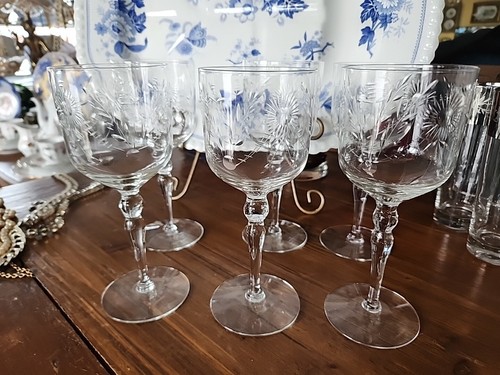 6 Lady Ruby 7.5" Wine Glasses Goblets By Glastonbury   Lotus Etched Florals