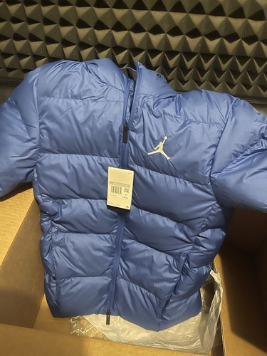 ESSENTIALS 100% Original Men's Jordan Brooklyn Blue Puffer Jacket   Size: XS  New w Tags