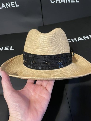 s-l500_1756603924 Authentic Chanel Ladies Straw Hat with Coco Mark Brooch, Size 57, Beige/Black