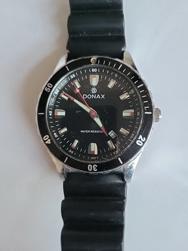 ROLEX DONAX Men's quartz watch in Submariner style.