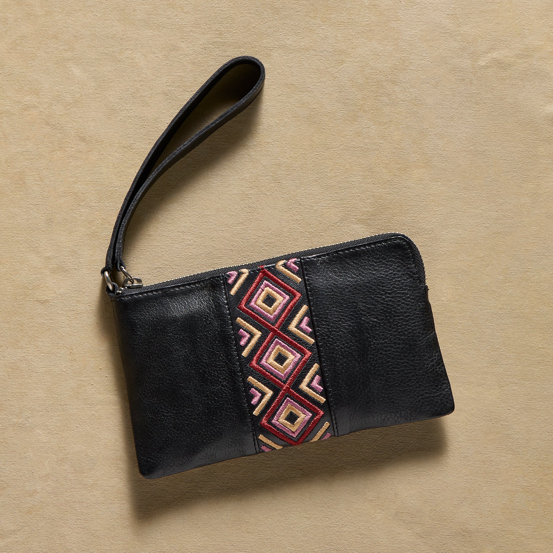 LATICO Chamiso Zippered Pouch