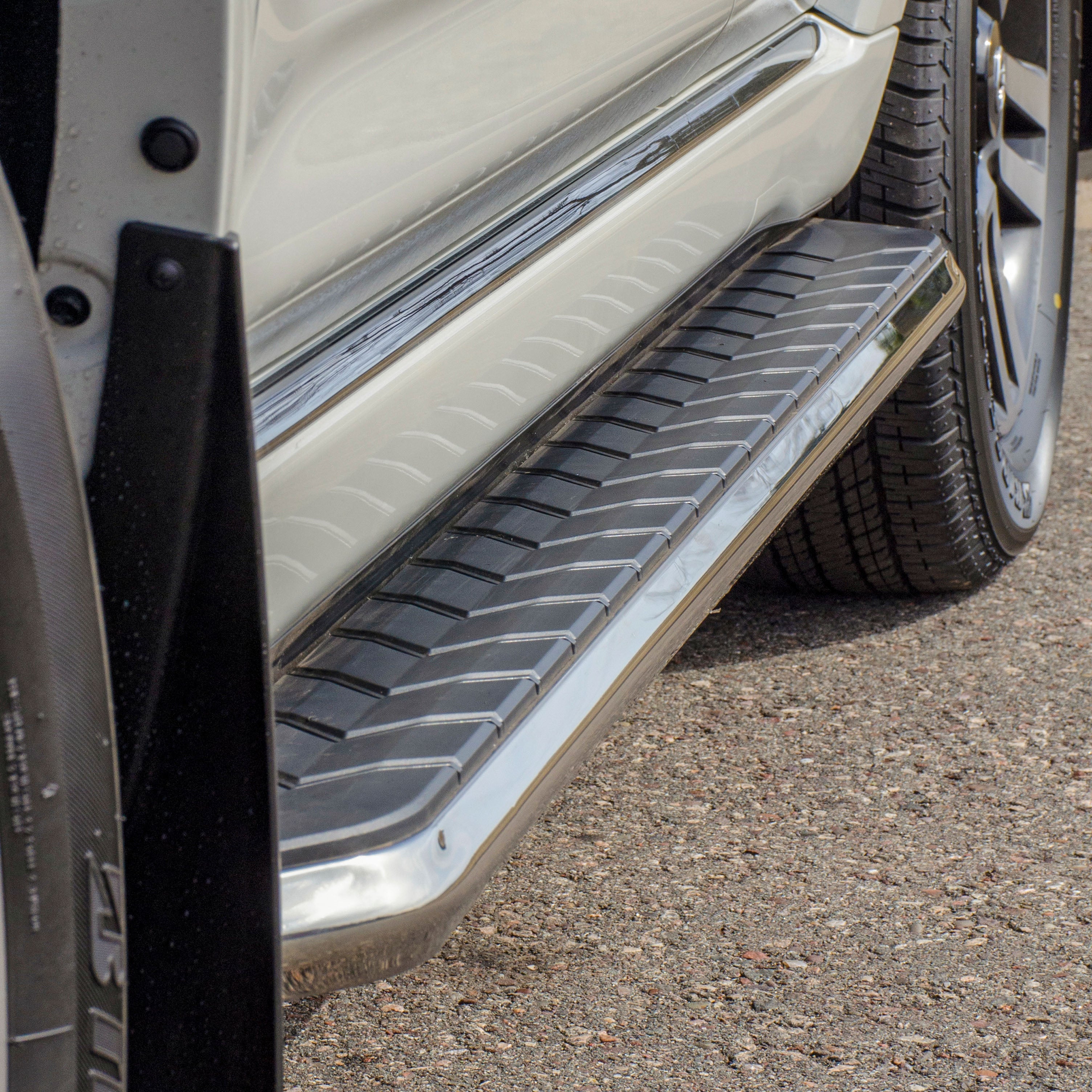ARIES AeroTread 5" x 73" Polished Stainless Running Boards, Select Equinox, Terrain #2051022