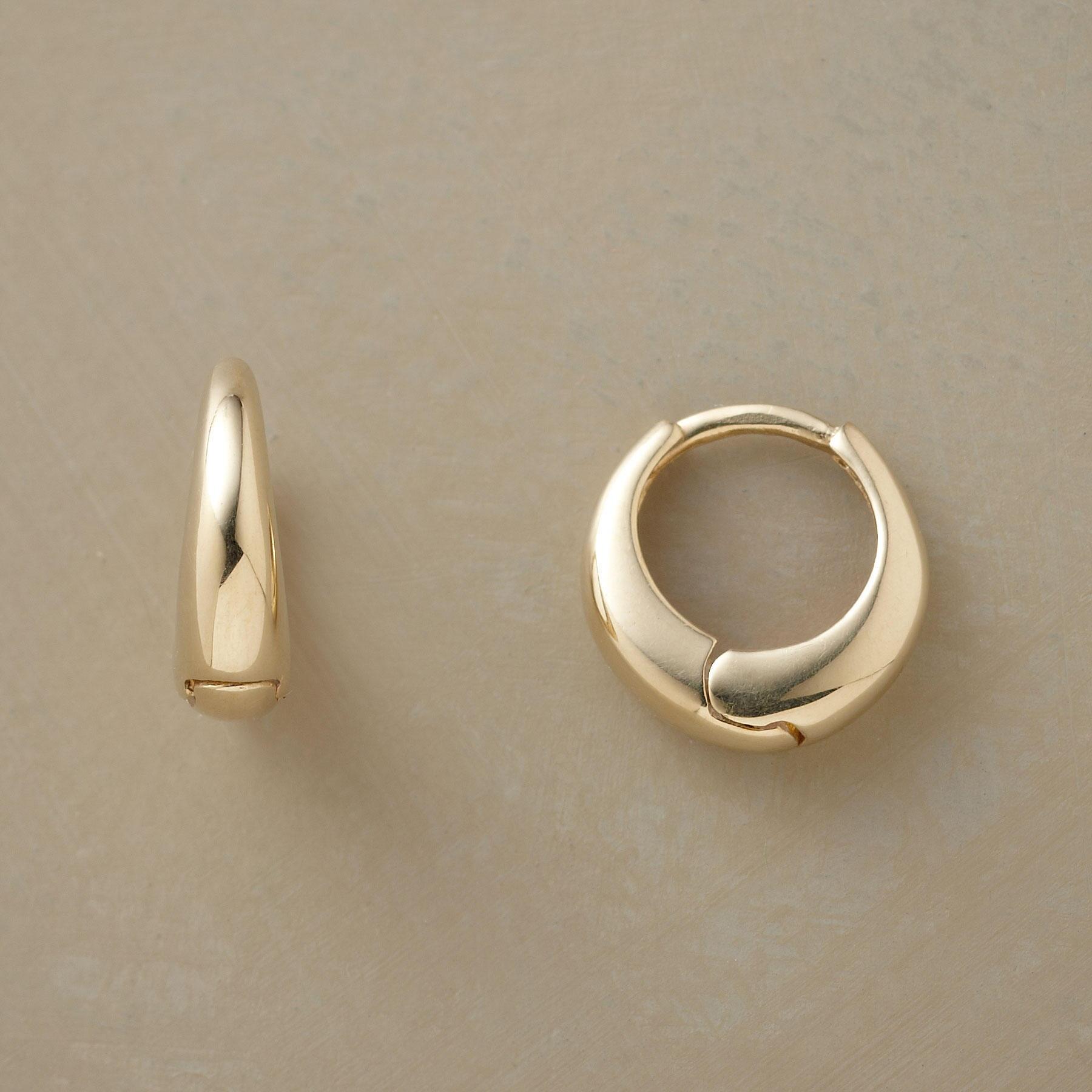 NAVA ZAHAVI Golden Axis Hoops