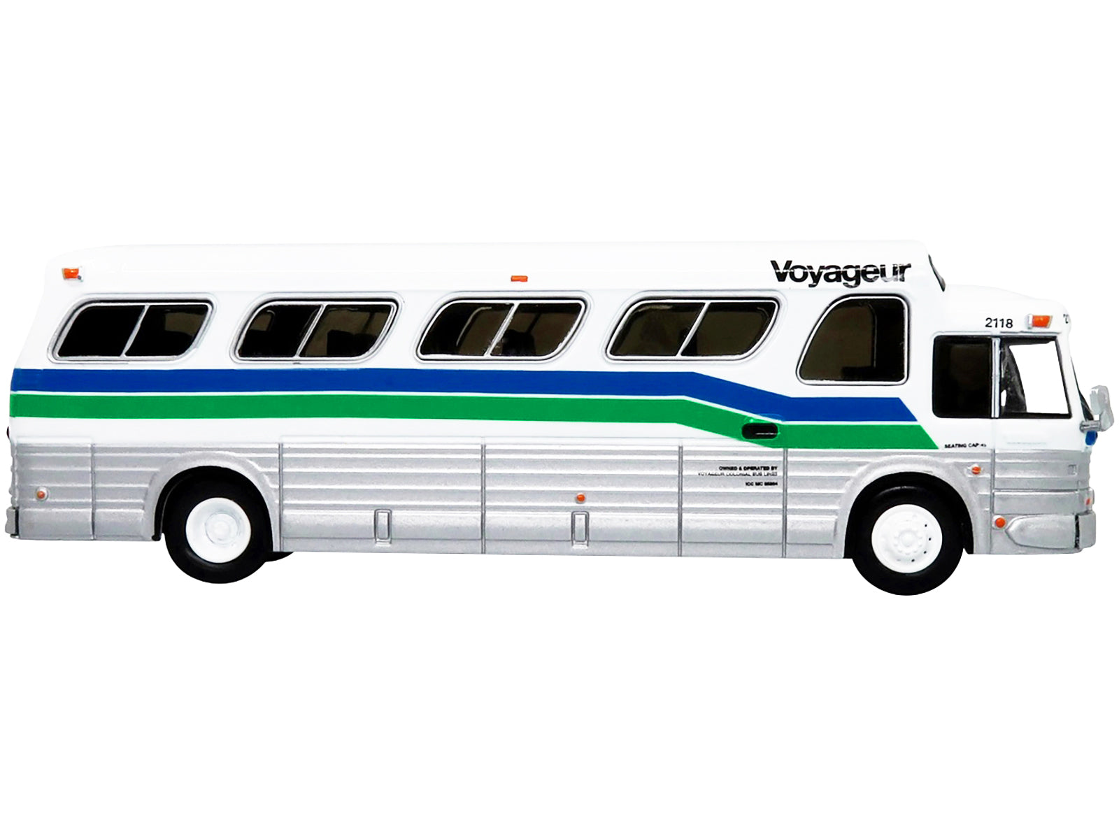 2736 1966 GM PD4107 "Buffalo" Coach Bus "Voyageur Colonial" Destination: "Montreal Express" (Quebec Canada) "Vintage Bus & Motorcoach Collection" 1 87 Diecast Model by Iconic Replicas