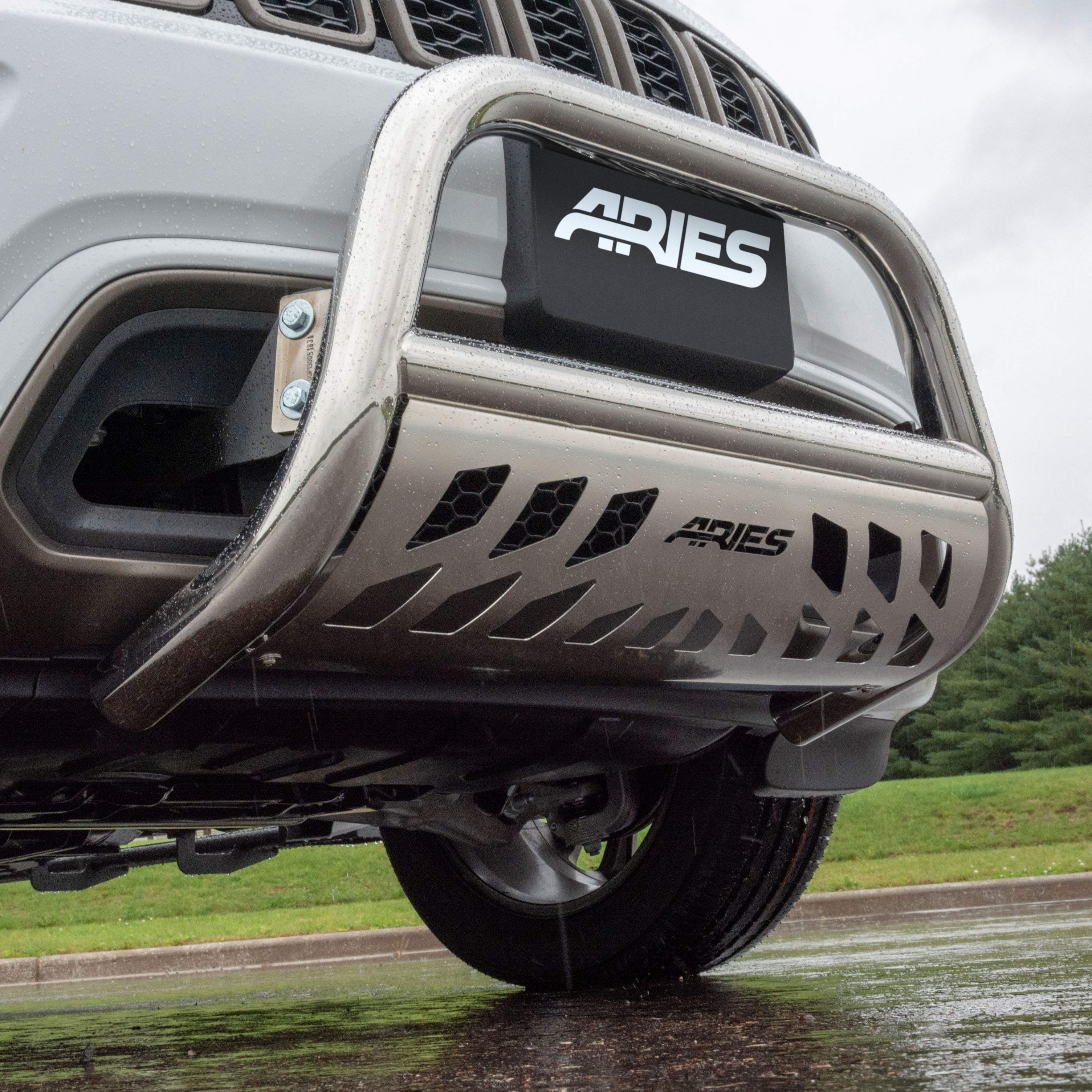 ARIES 3" Polished Stainless Bull Bar, Select Chevrolet, GMC C, K, Suburban, Tahoe #35 4009