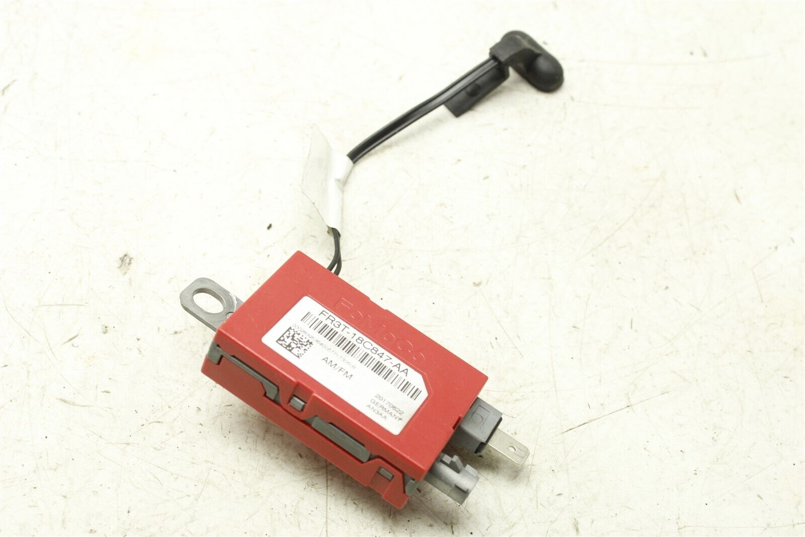 2015 2020 Ford Mustang GT 5.0 AM/FM Amplifier Isolator FR3T 18C847 AA OEM 15 20