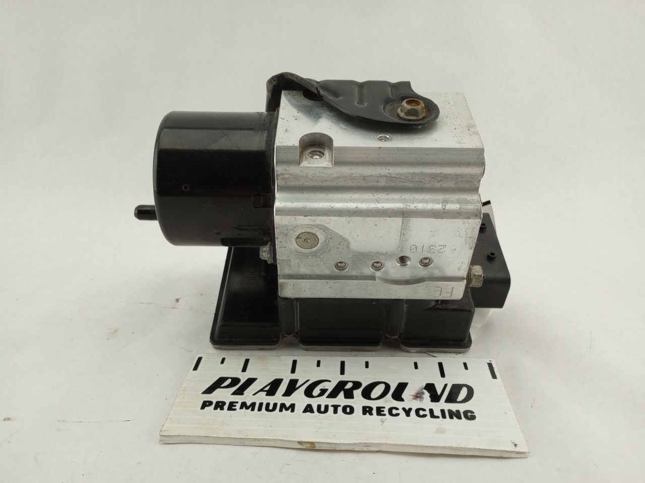 PLAYGROUND Saab 9 3 ABS Pump