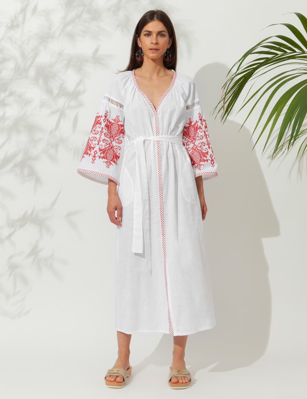 ANCIENT KALLOS Penelope Embroidered Long Kaftan White Red