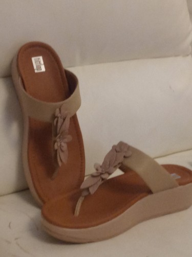 RAYE FitFlop Micro Wobble Board Women's Beige Flip Flop Sandals Size 11 US retail$80