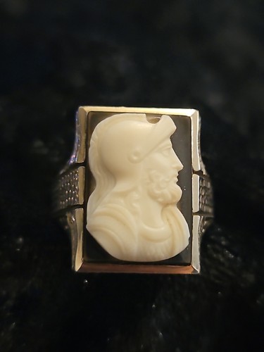 Vintage Art Deco 10K White Gold Hardscape Cameo Roman Soldier Ring Signed