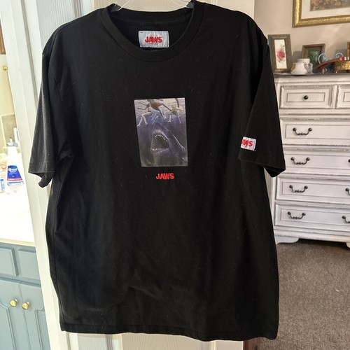 Jaws Shoe Palace Embroidered SZ XL Movie Scene Black Shirt