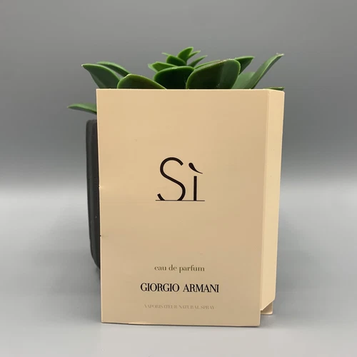 ARMANI SI by Giorgio Armani Women Perfume 1.2ml 0.04oz