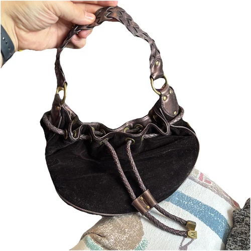Borsa renale Michael Kors nera in velluto e pelle con manico intrecciato