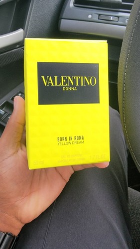 Valentino Donna Born In Roma 1.7 fl oz Women's Eau de Parfum