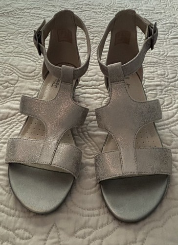 Clarks Comfort Collection womens g sparkling heeled shoes 6M Worn Once