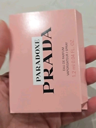 PRADA PARADOXE Eau De Parfum Sample 0.04oz  1.2ml Spray AUTHENTIC