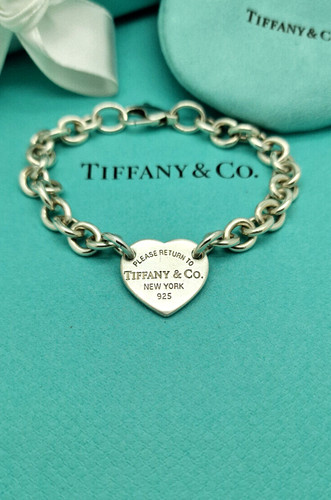 Bracciale Return To Tiffany & Co. Cuore Caino Link 8" Charm in Argento  Prezzo consigliato £530