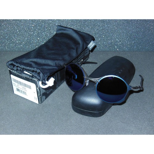 New Oakley Tailend Sunglasses Pewter Ice Iridium Round Retro Wires Tail End Blue