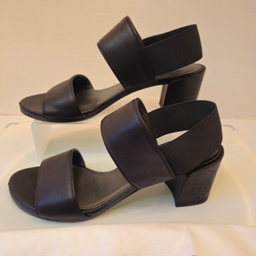 Stuart Weitzman Heeled Sandals Accesschorus Strap Stretc Black. Size 6B