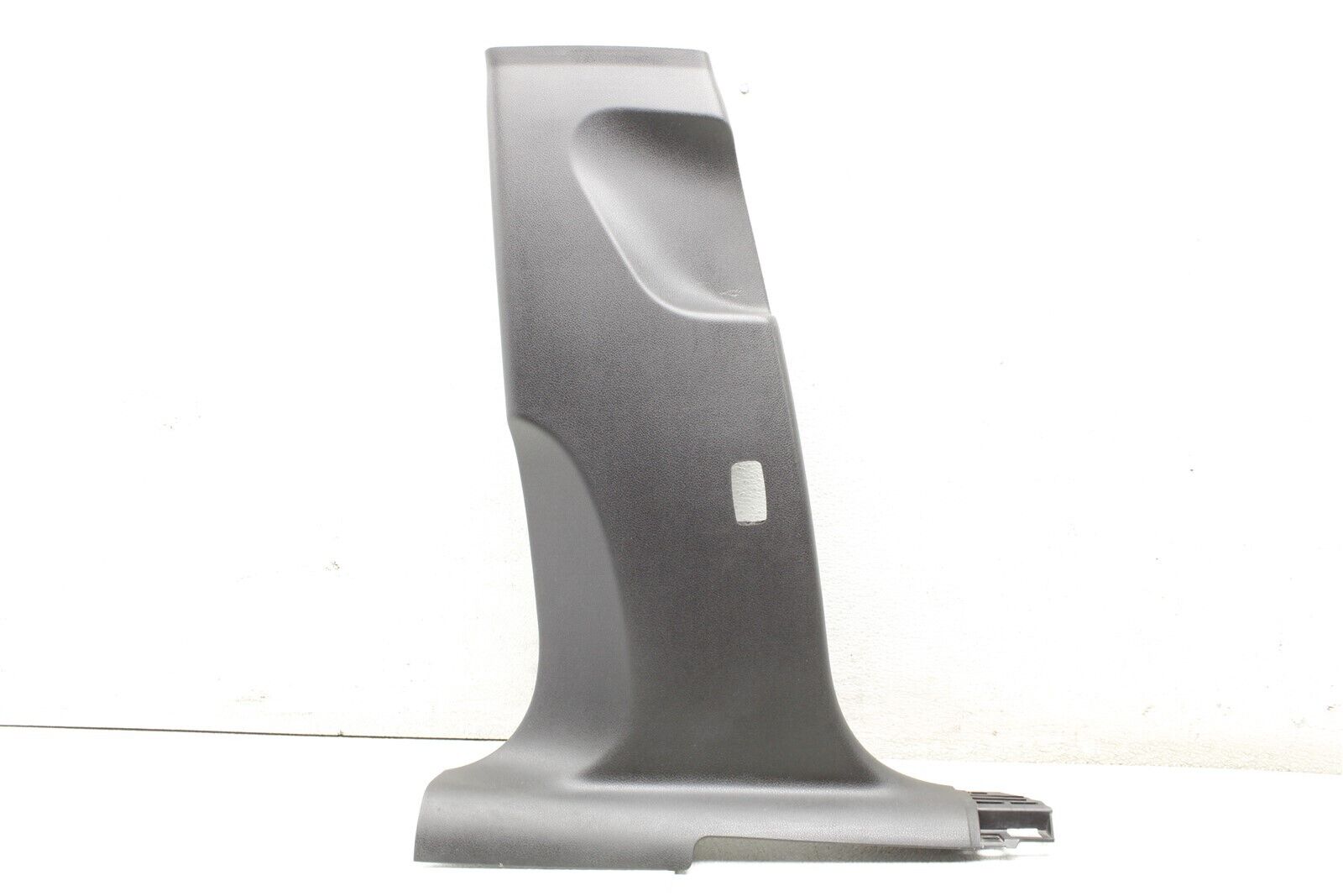 2015 Porsche Macan S B Pillar Trim Cover Panel 15 21