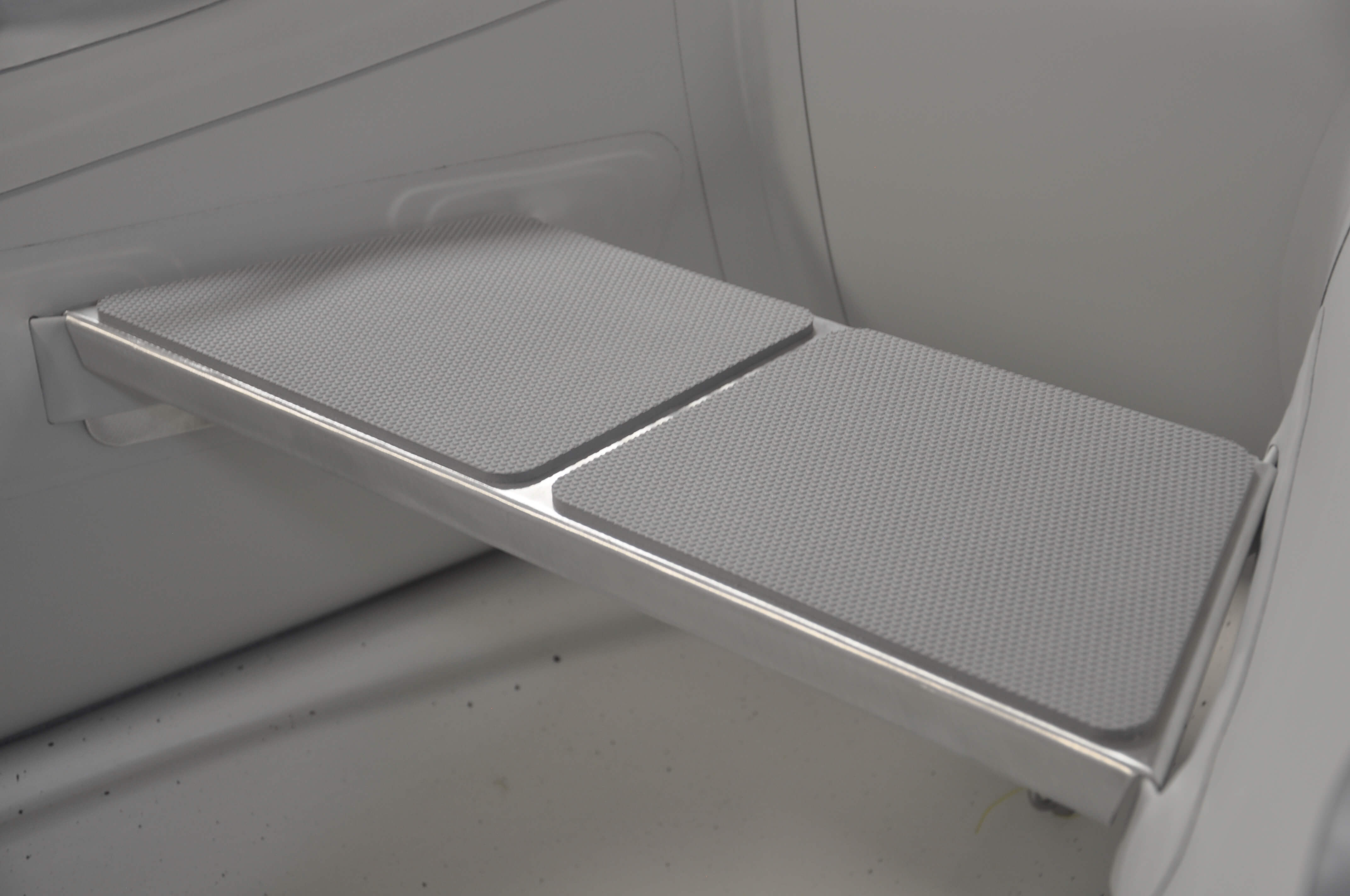 BOW BENCH SEAT KIT   (INCLUDING SEAT RETAINERS) SPECIFY IF SENT SEPARATELY OR INSTALLED ON BOAT   2060017000018   AB Inflatables   for AB 10 UL