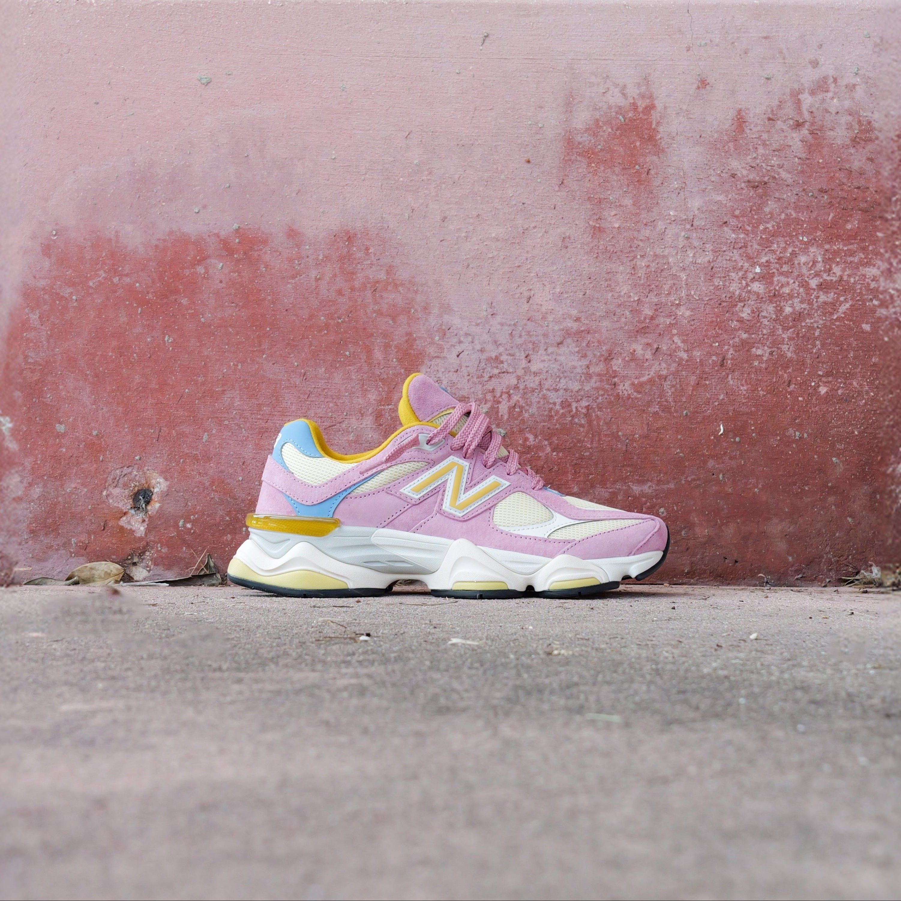 New Balance 9060 (Pink Suede)   U9060LDB