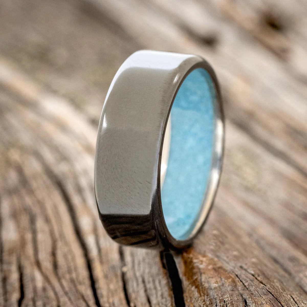 VENDOR UNKNOWN TURQUOISE LINED WEDDING BAND   BLACK ZIRCONIUM   SIZE 8