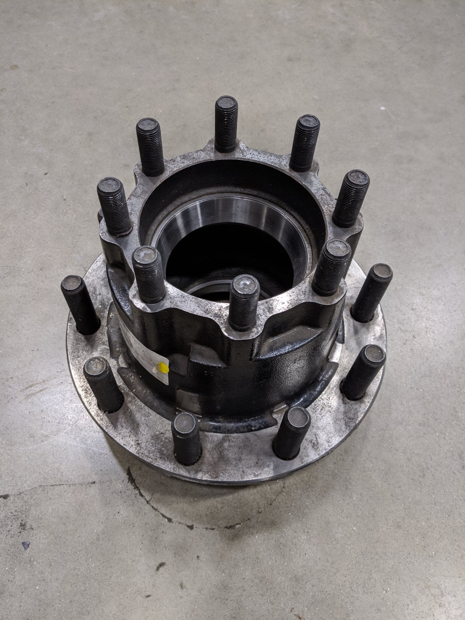 Webb 29711  3T Heavy Duty 10 Lug Wheel Hub   P/N 8069994