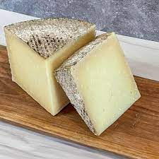 67GOURMET Essex Street / Queseria 1605 ‘Manchego PDO’  José Luis Martín (La Mancha, Spain, 7.3oz)