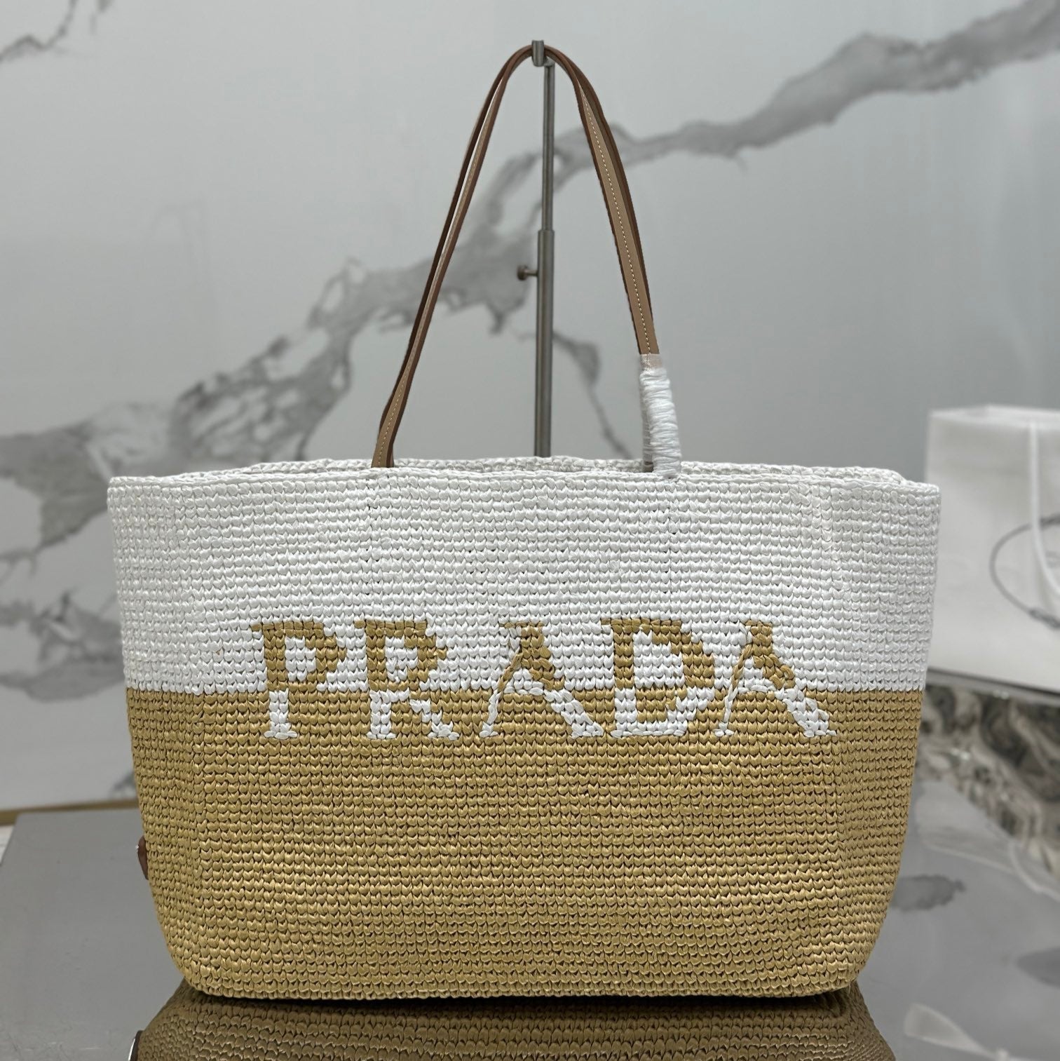 PRADA BAG LARGE TOTE BAG 37 IN WHITE MIX BEIGE RAFFIA AND BROWN CALFSKIN HANDLE