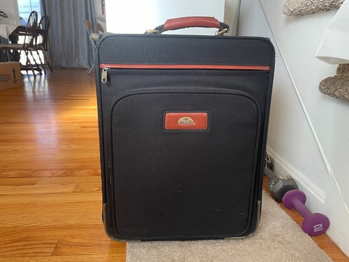 Vintage Samsonite Black soft Upright 2 Wheeled Carry On suitcase 19"x14"x7"