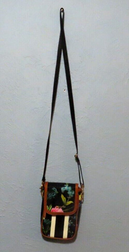 Stella & Dot Getaway Essentials Floral Crossbody Purse 5"x8"x1.5" Magnetic Close