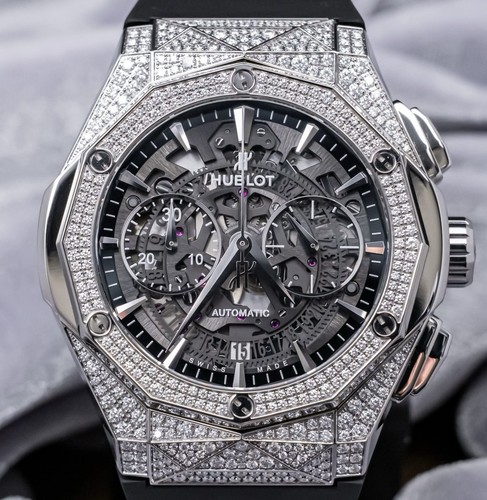 Hublot Classic Fusion Aerofusion Orlinski Diamonds 525.NX.0170.RX.1704.ORL18