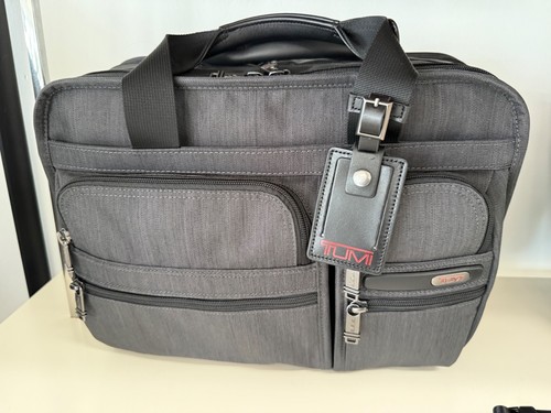 NEW Tumi Gen 4 Expandable Organizer Laptop Brief Briefcase   CHARCOAL GRAY