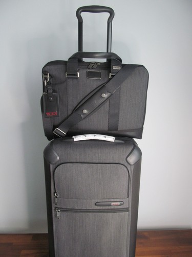 Tumi Gen 4.2 Executive Platinum Luggage Set 22" Carry On & 13" Laptop Brief NWT