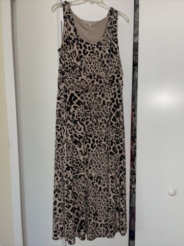 ESSENTIALS DANA BUCHMAN Womens Essential Dress   Sz Medium