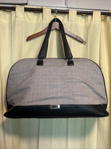 Tumi Canvas and Leather Duffel Travel Bag Size 21"X14"X9"