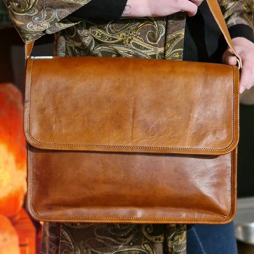 AWAY HANDMADE Refined By Oil LEATHER BAGS SATCHEL BUSINESS BAG ADJUSTABL